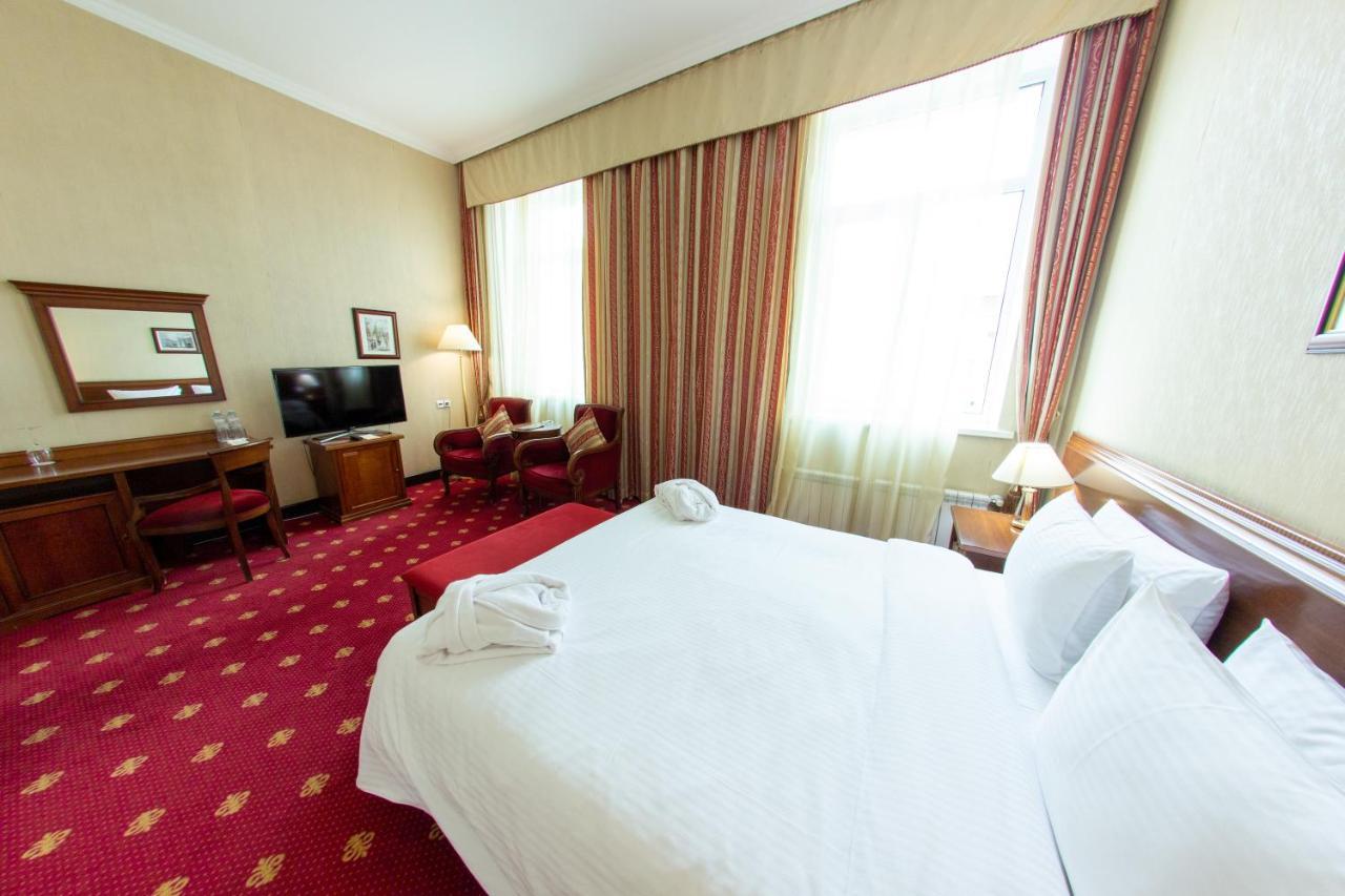 Grand Tien Shan Hotel Almaty Eksteriør bilde