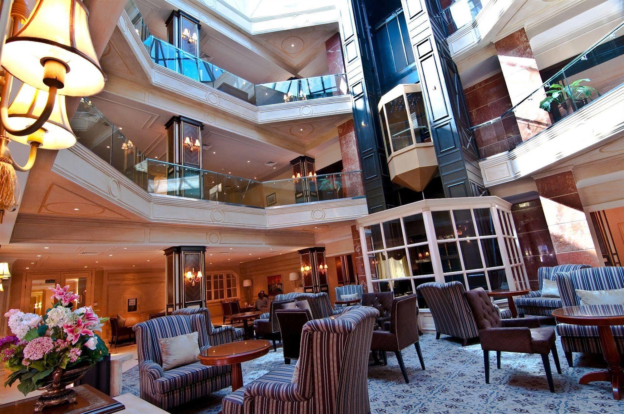 Grand Tien Shan Hotel Almaty Restaurant bilde